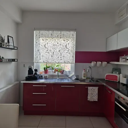 Apartament Angela Haz *