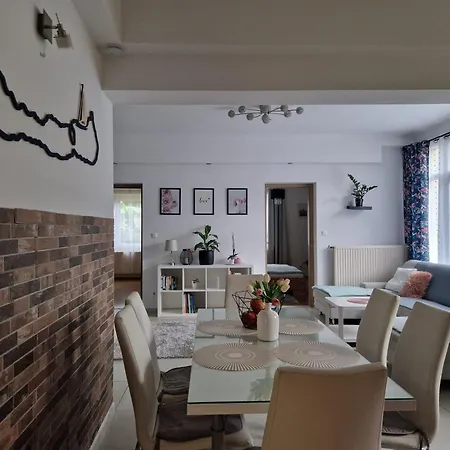 Apartament Angela Haz
