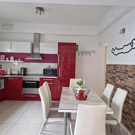 Angela Haz Apartament *